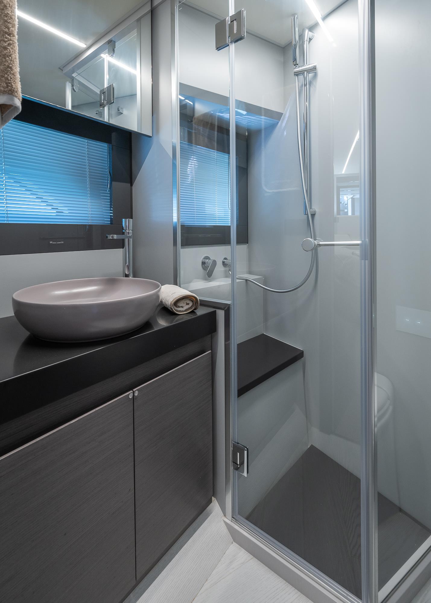 2023 PERSHING 5X IPS 